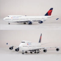 Delta Airline 747 B747 Aircraft Model - 1/150 Scale, 47cm, Diecast Resin with Light and Wheel - Collectible.