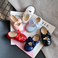 Children's Candy Color Baby Shoes Soft Bottom 2020 Spring Smooth Leather Children Girl Shoes Princess Party Shoes Bow-tie D04203