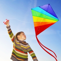 2019 Kite for Kids Adults Easy Flyer Rainbow Kites Best Beach Summer Outdoor Toy Durable Nylon Kite