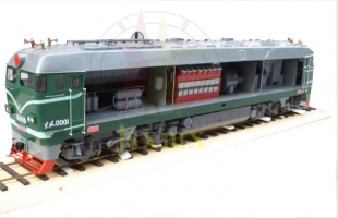 1/10 Scale Copper Chinese Dongfeng NO.4 Four II  0001 diesel locomotive Train orbital dynamic Long  Train Model
