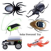 2pcs Wholesale Solar Grasshopper Insect Bug Moving Toy Lovely Funny Mini Car Solar Toy Insect Teaching Fun Gadget Toy Gift