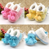 2020 Cute Non Slip Crib Shoes Winter Warm Baby Girls Slippers Snow Boots Casual Shoes Hairball Print Cute Soft Lovely Gift 0-18M