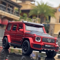 1/32 Diecast SUV Car Model with Sound and Light - Perfect Gift for Kids and Car Enthusiasts!