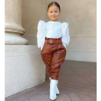 Fashionable Girls' 2-Piece Clothing Set: Ribbed Blouse with Puff Sleeves, PU Leather Long Pants with Belt